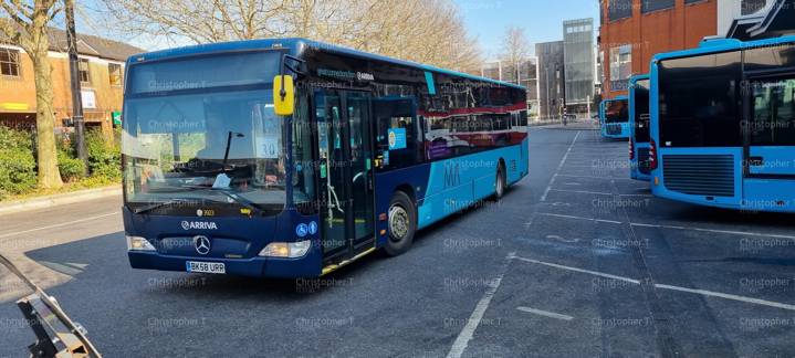 Image of Arriva Beds and Bucks vehicle 3923. Taken by Christopher T at 11.17.05 on 2022.03.08